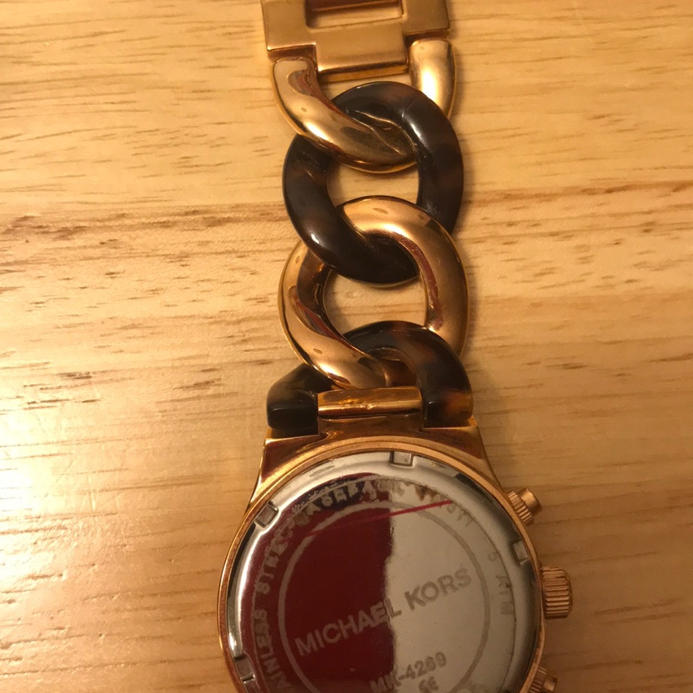 Michael Kors Rose Gold/Tortoise Watch - Picture 3 of 5